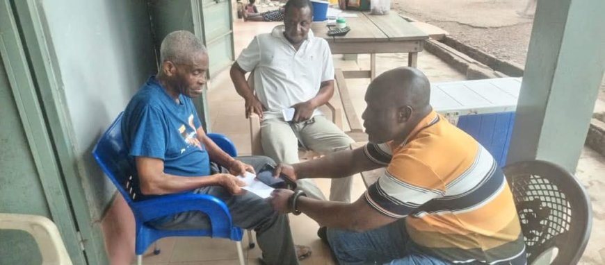 Former Chairman Mr. Asante Blesses Tarkwa United Ahead of Middle League Showdown