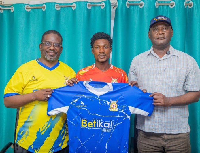 Vision FC Captain Nana Kusi Asante Joins Police FC on Loan