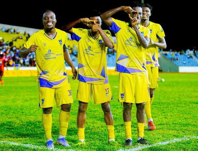 Race Heats Up as Medeama SC Face Tough Test Against Dreams FC