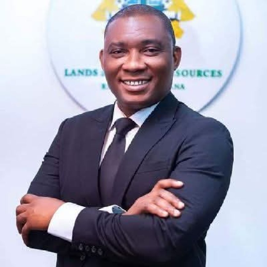 Hon. George Mireku Duker Supports Bassanyin SC with GHS 5,000 Ahead of WRFA Middle League